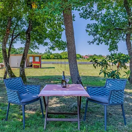 Pepi House Semesterbostad *